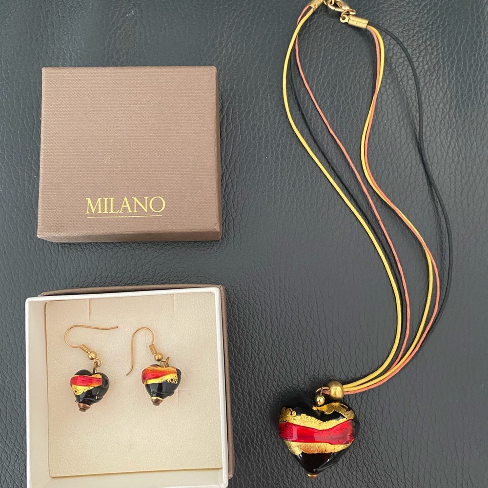 Murano Glass Heart Necklace and Earrings Set